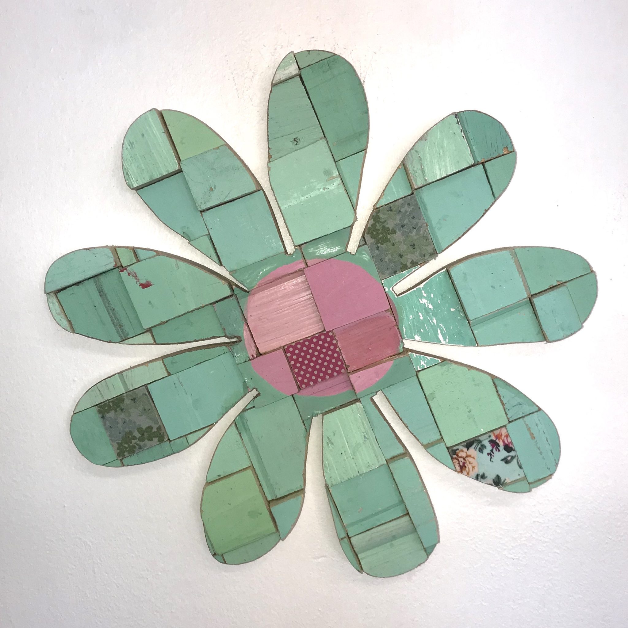 Daisy_Large_Mint_Pink